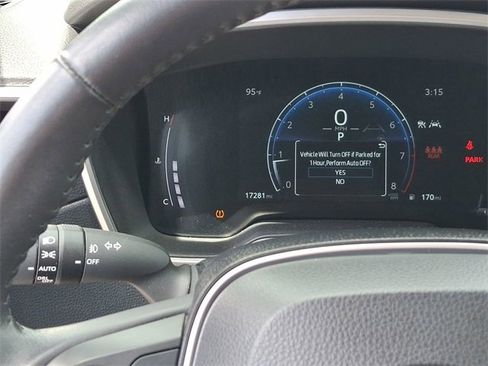 Used 2024 Toyota Corolla Cross XLE image 32