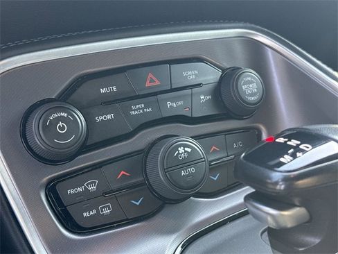 Used 2020 Dodge Challenger R/T w/ Shaker Package image 18