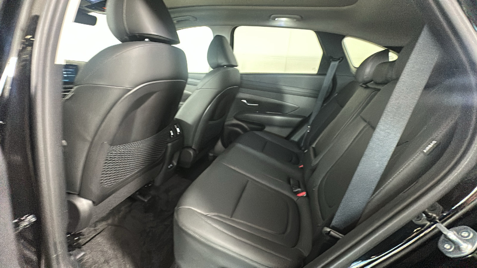 Certified 2025 Hyundai Tucson SEL AWD/4WD image 29