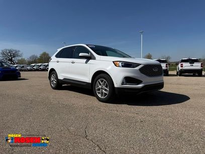 Used 2024 Ford Edge SEL w/ Convenience Package