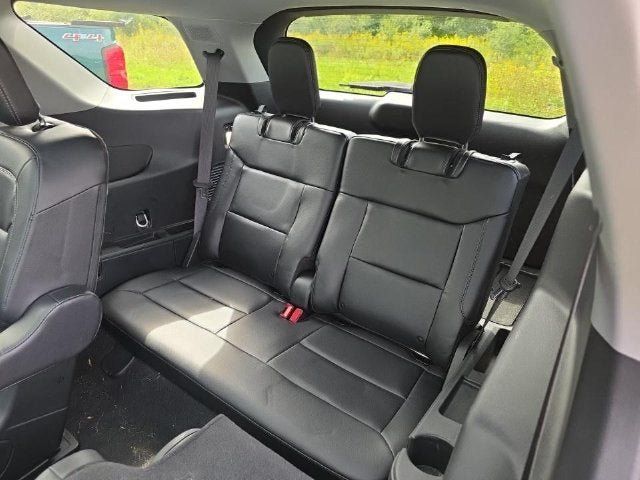 Used 2023 Ford Explorer Limited w/ Limited Technology Package AWD/4WD image 20