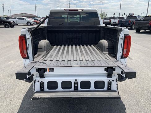 Used 2019 GMC Sierra 1500 SLT w/ SLT Premium Plus Package AWD/4WD image 12
