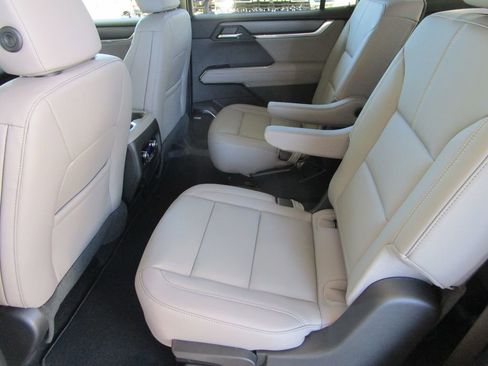 New 2026 GMC Acadia Elevation w/ Elevation Premium Package image 19