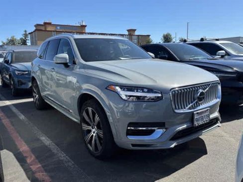 Used 2024 Volvo XC90 T8 Ultimate w/ Lounge Package AWD/4WD image 8