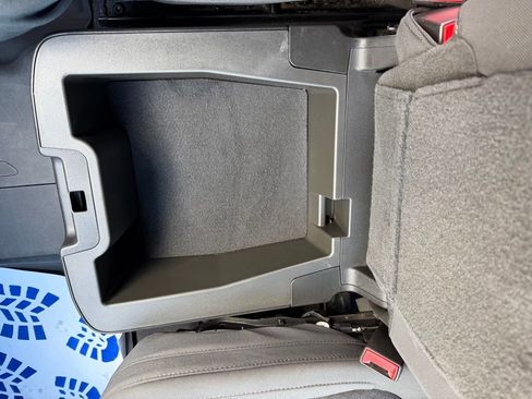 Used 2023 Chevrolet Silverado 2500 LT w/ Convenience Package image 28