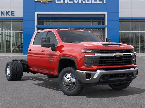 New 2026 Chevrolet Silverado 3500 LT w/ Convenience Package image 7