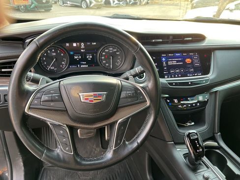 Used 2021 Cadillac XT5 Sportv w/ Platinum Package image 16