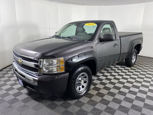 Used 2010 Chevrolet Silverado 1500 W/T w/ LS Package image 6