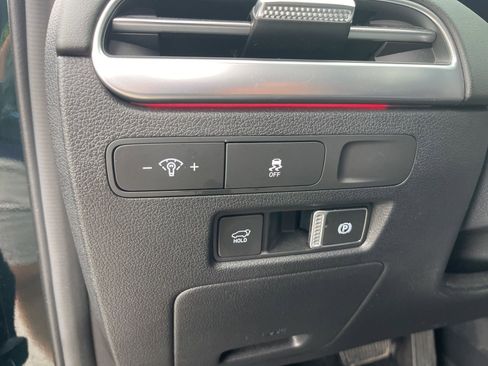 Used 2025 Hyundai Palisade Calligraphy FWD image 14