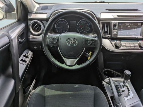 Used 2016 Toyota RAV4 XLE FWD image 17