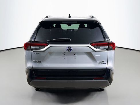 Certified 2021 Toyota RAV4 XSE w/ XSE Grade Weather Package AWD/4WD image 6