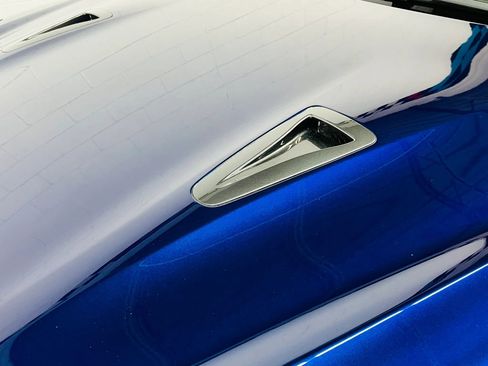 Used 2015 Nissan GT-R Premium image 13