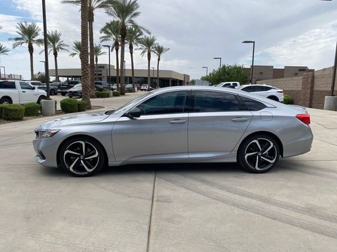 Used 2021 Honda Accord Sport image 3