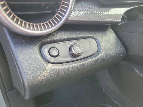 Used 2025 Chevrolet Trax ACTIV w/ Driver Confidence Package image 20