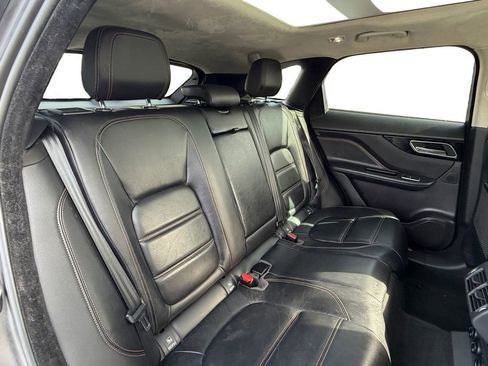 Used 2020 Jaguar F-PACE Prestige image 18