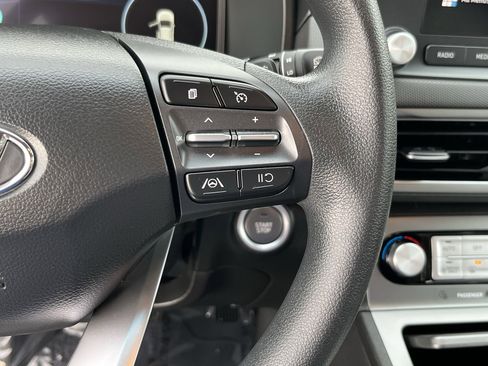 Certified 2023 Hyundai Kona SE image 21