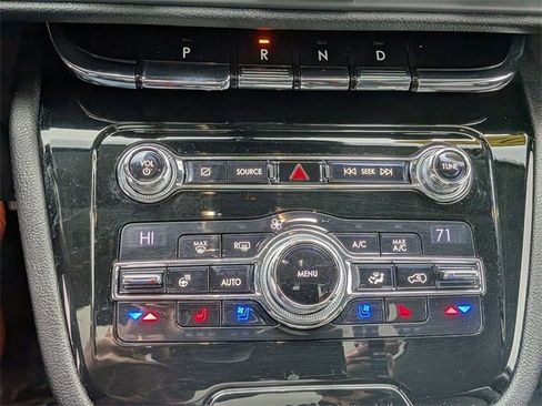 Used 2020 Lincoln Corsair Reserve w/ Equipment Group 201A image 24