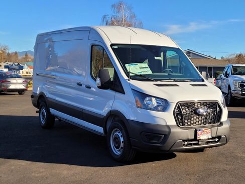 New 2025 Ford Transit 250 148 Medium Roof RWD image 3