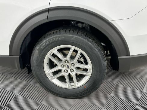 New 2026 Ford Explorer Active AWD/4WD image 17