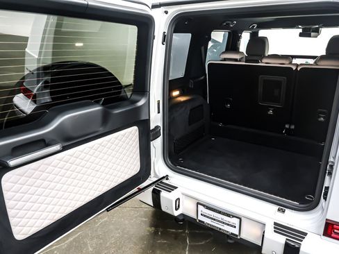 Certified 2024 Mercedes-Benz G 63 AMG 4MATIC image 24