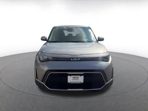 Used 2025 Kia Soul LX w/ LX Technology Package FWD image 4