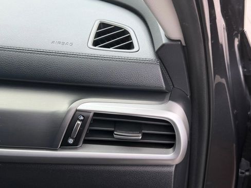 Used 2020 Kia Telluride S w/ S 8 Passenger Seating Package FWD image 34