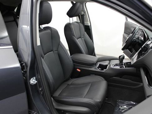 Used 2024 Subaru Outback Touring XT AWD/4WD image 17