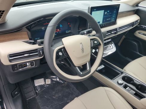 New 2026 Lincoln Corsair Grand Touring AWD/4WD image 13