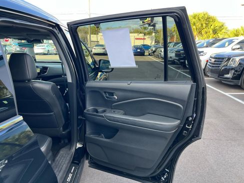 Used 2019 Honda Pilot Touring image 46