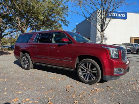 Used 2019 GMC Yukon XL Denali w/ Enhanced Security Package image 2