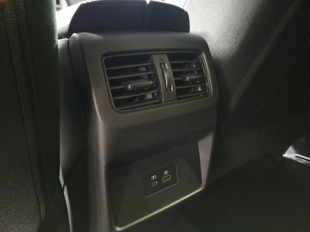 Used 2023 Nissan Rogue SV AWD/4WD image 29