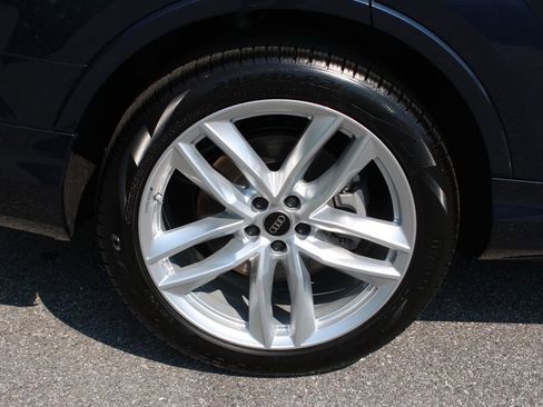 New 2025 Audi Q7 3.0T Premium Plus image 39