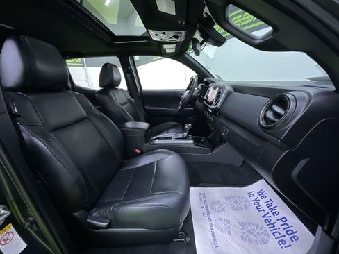 Used 2018 Toyota Tacoma 4x4 Double Cab image 30
