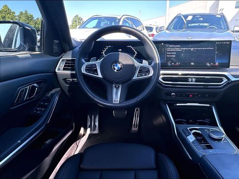 Used 2023 BMW 330i Sedan w/ M Sport Package RWD image 11