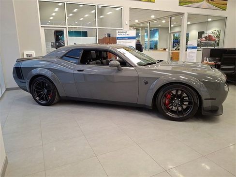Used 2023 Dodge Challenger SRT Hellcat image 10