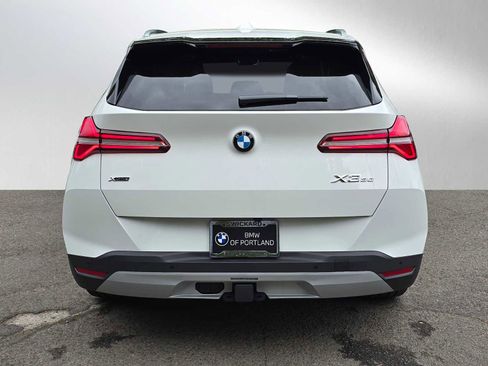 Used 2025 BMW X3 xDrive30i w/ Premium Package AWD/4WD image 4