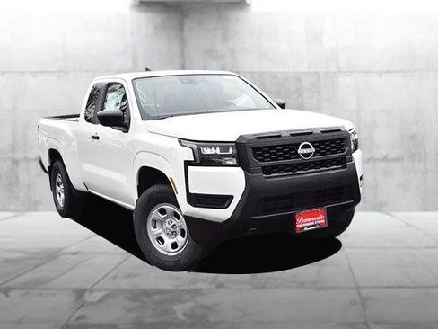 New 2026 Nissan Frontier S image 2
