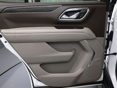 Used 2021 GMC Yukon SLT image 27