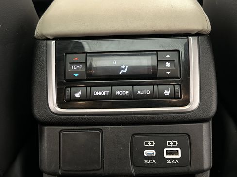 Used 2023 Subaru Ascent Limited w/ Technology Package AWD/4WD image 23