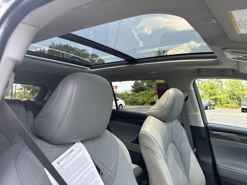 New 2026 Toyota Highlander Platinum AWD/4WD image 42