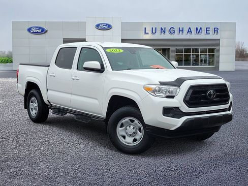 Used 2023 Toyota Tacoma SR AWD/4WD image 1