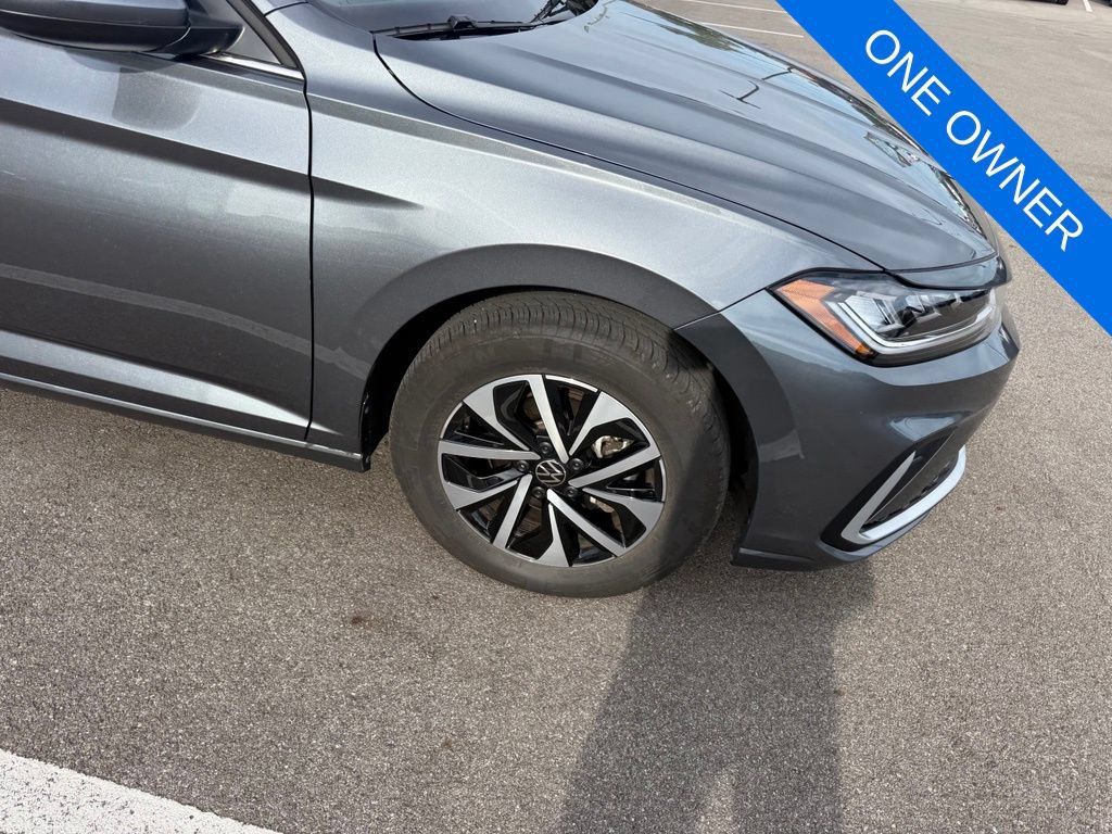 Used 2025 Volkswagen Jetta S FWD image 8