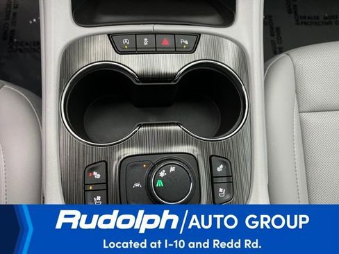 Used 2023 GMC Acadia SLT w/ Preferred Package image 27