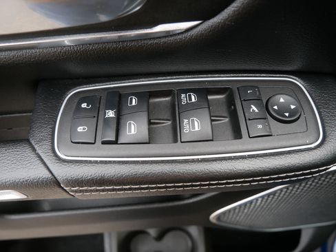 Certified 2023 RAM 1500 Laramie image 22