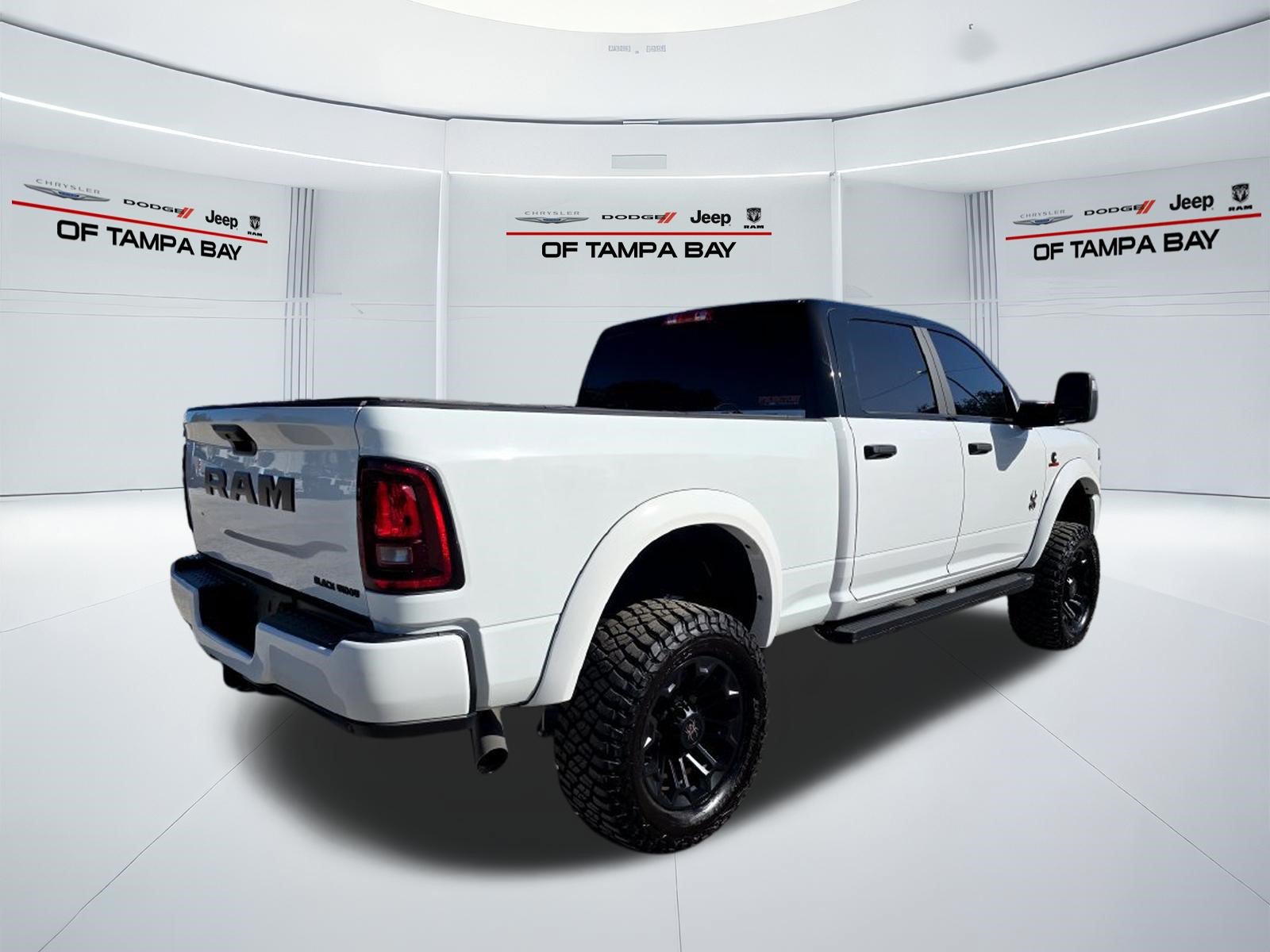 Used 2025 RAM 2500 Big Horn AWD/4WD image 7