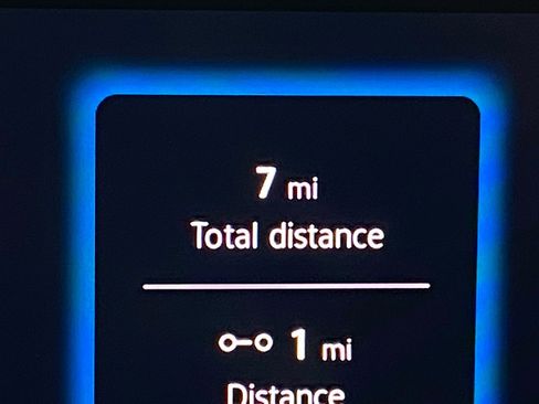 New 2025 Volkswagen Tiguan SE R-Line image 18