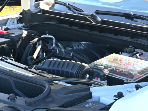 Used 2025 GMC Yukon AT4 Ultimate image 47