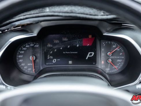 Used 2014 Chevrolet Corvette Stingray Z51 w/ 3LT Preferred Equipment Group image 9