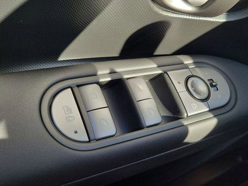 New 2026 Hyundai Ioniq 5 SE image 17