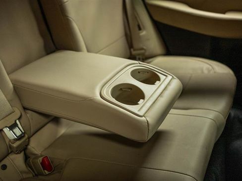 Used 2019 Subaru Outback 2.5i Limited w/ Popular Package #2 image 13